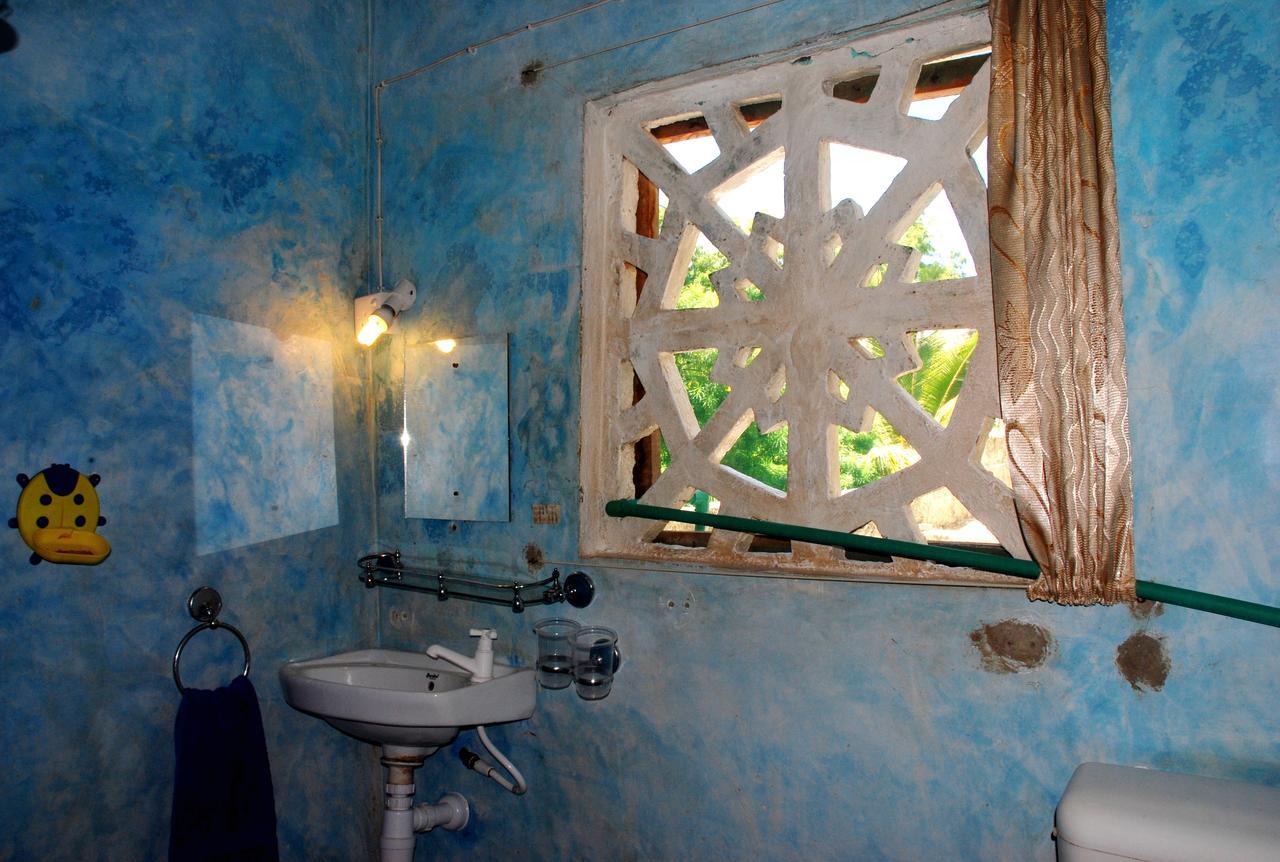 Jambohouse Lamu Acomodação com café da manhã Exterior foto