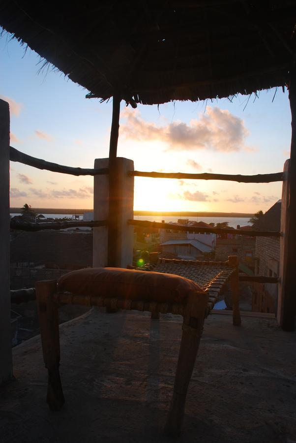 Jambohouse Lamu Acomodação com café da manhã Exterior foto